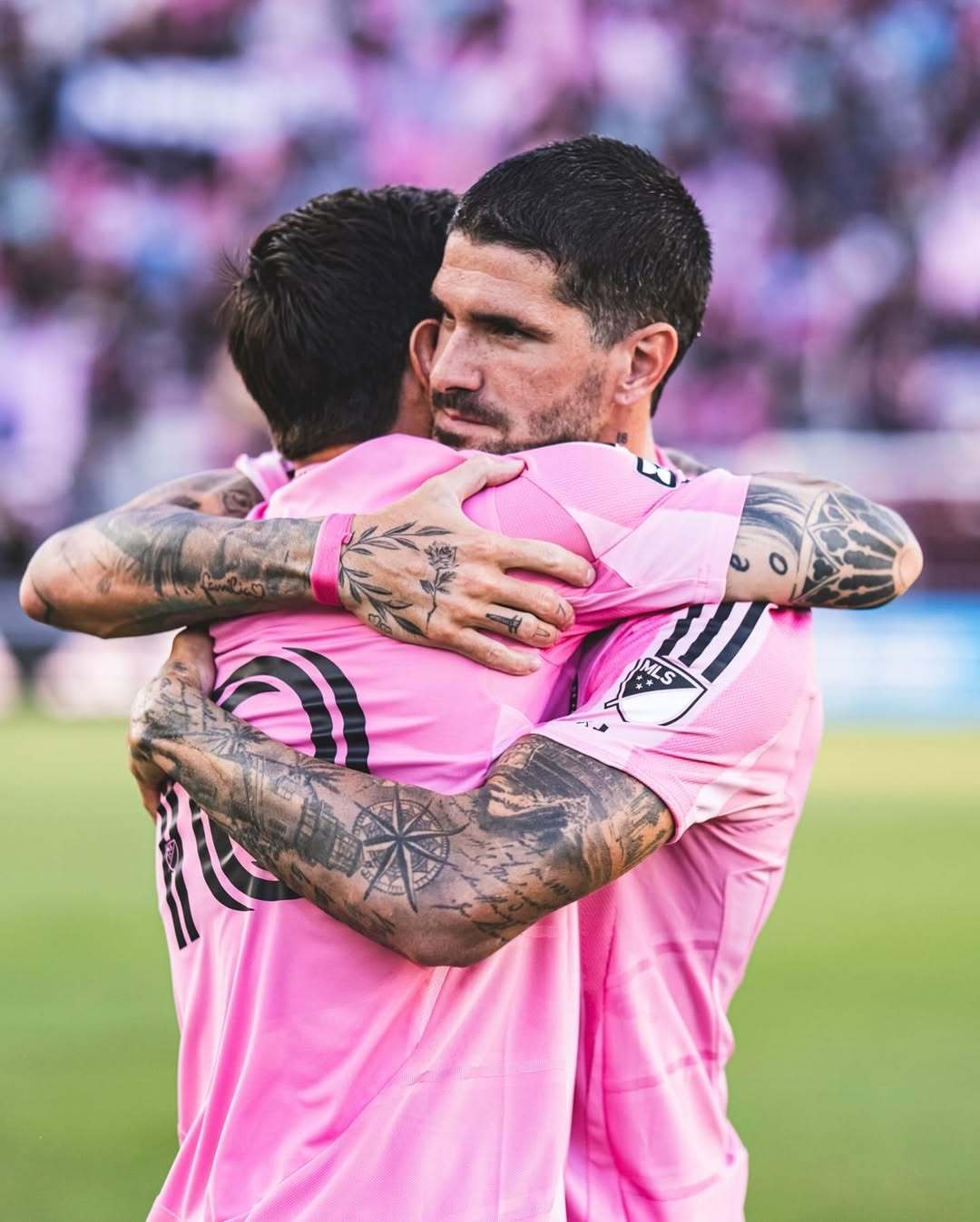 爱游戏下载-那不勒斯险胜莱比锡红牛，梅西惊艳四座