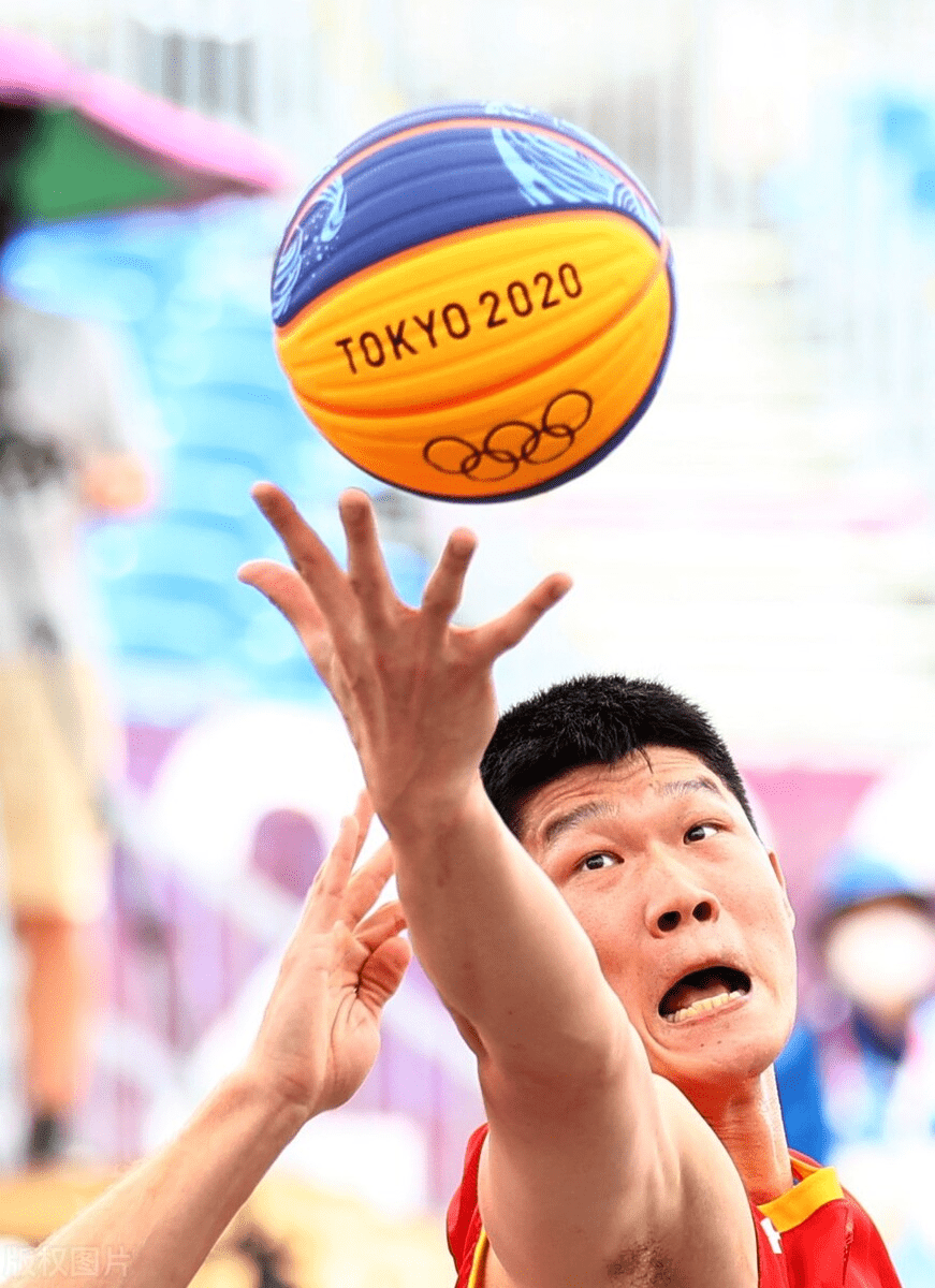 中国队绝杀波兰队，梁靖崑点燃赛场