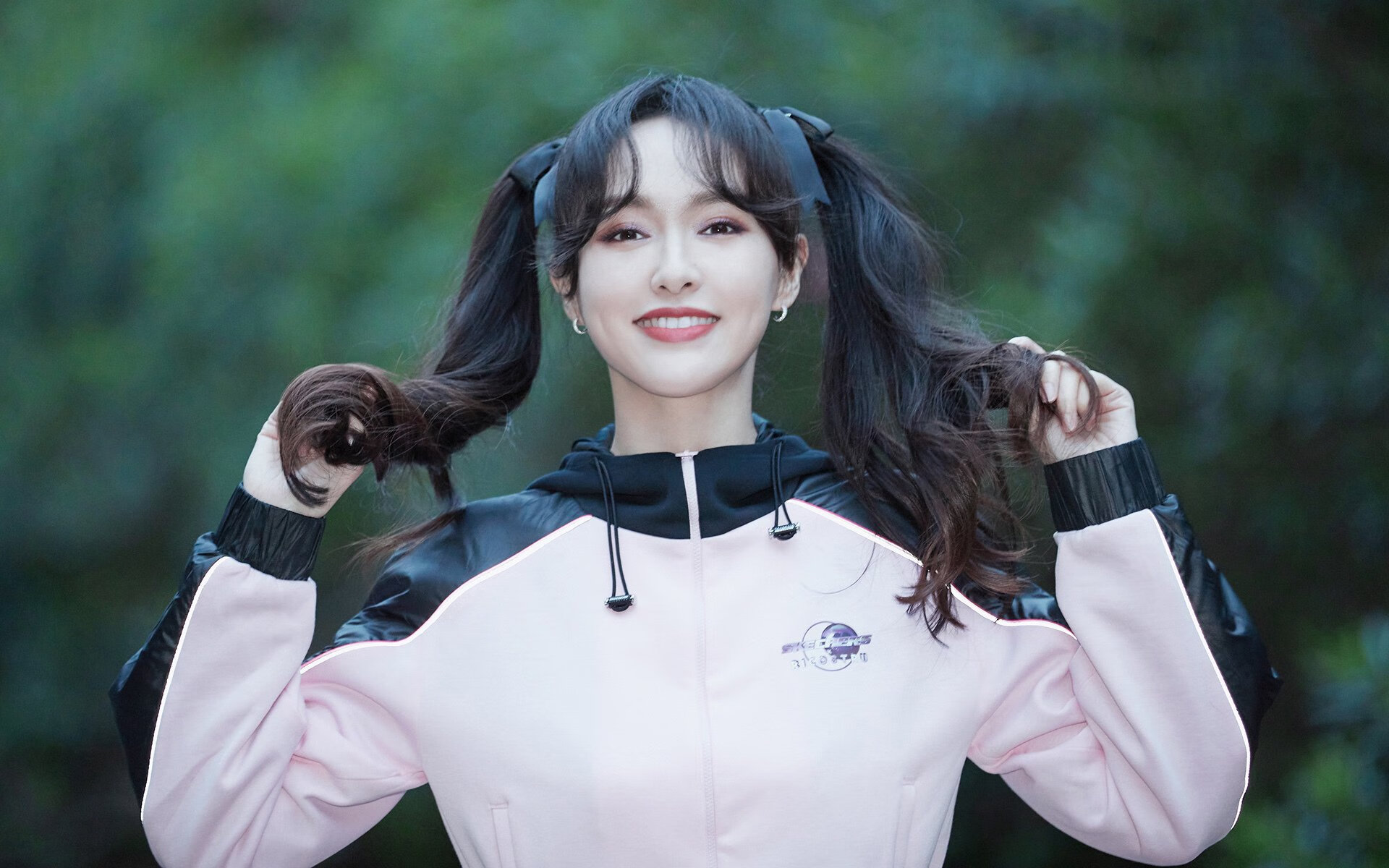 团队荣耀超越个人辉煌，戴维斯杯唯一性完胜ATP总决赛，鲁德激情点燃赛场