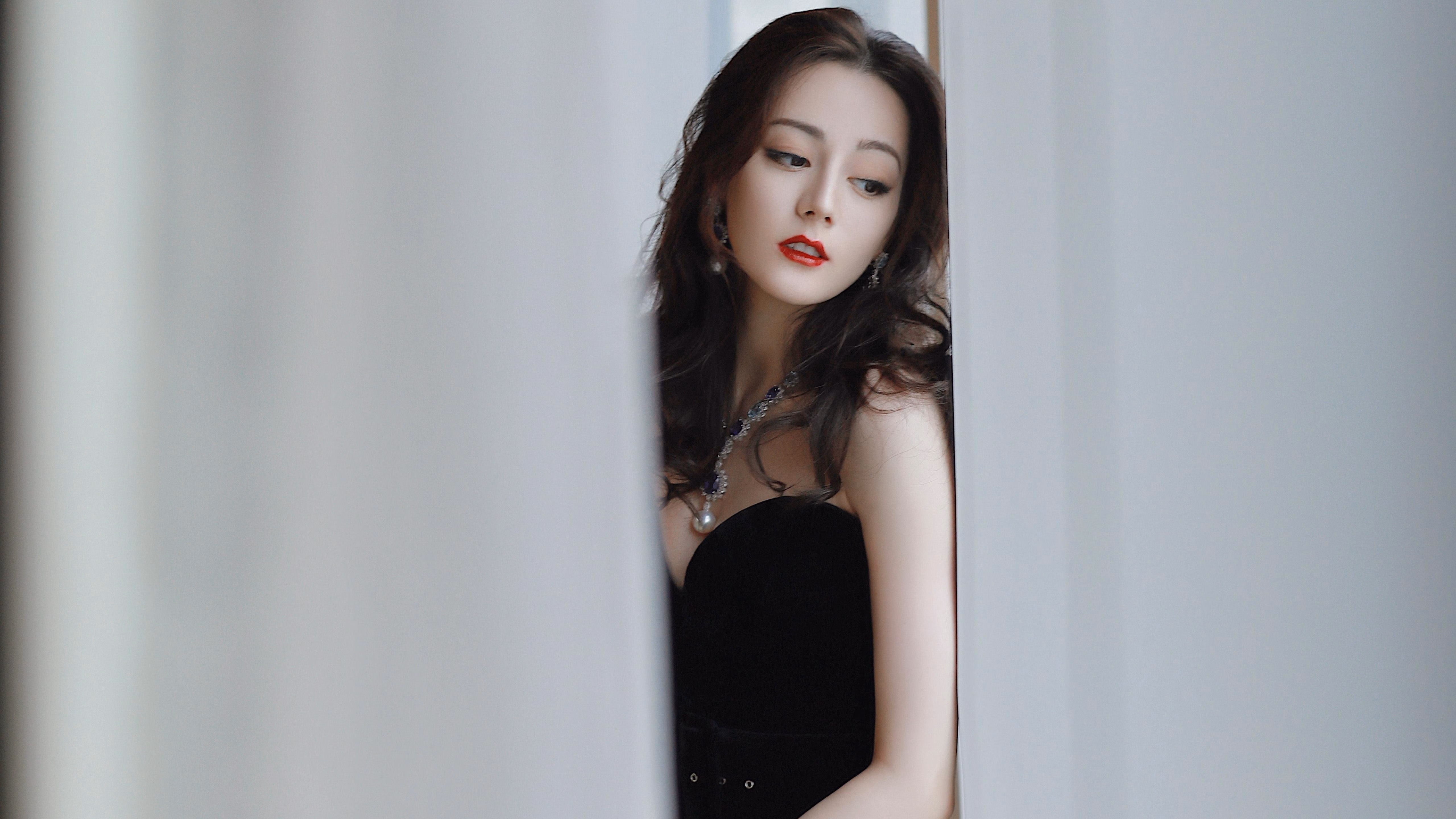 当聚光灯锁定斯台普斯,今夜,舞台属于詹姆斯,对手只是布景