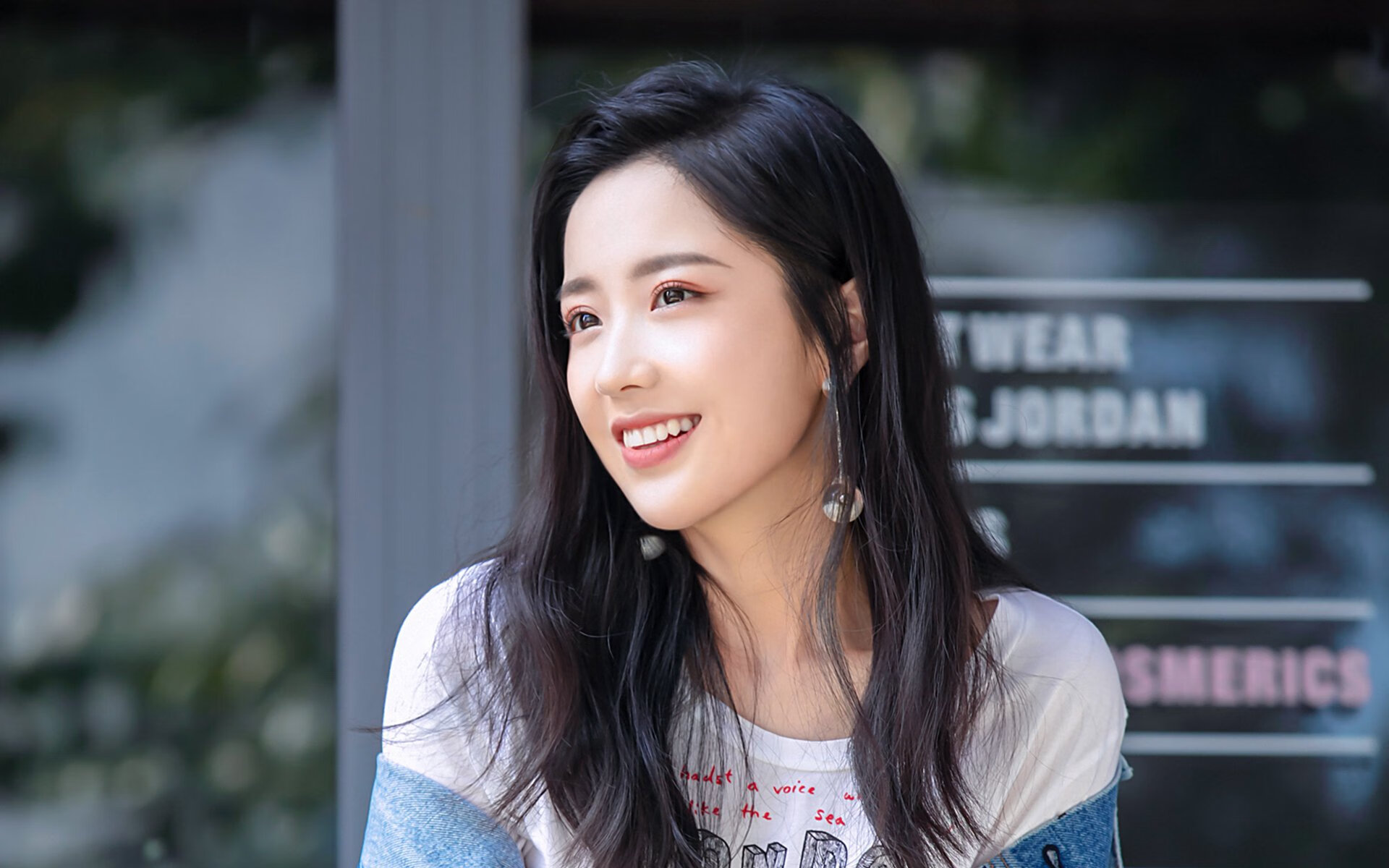 爱游戏官方入口-当东契奇在上海滩附体，一场颠覆传统的完胜背后