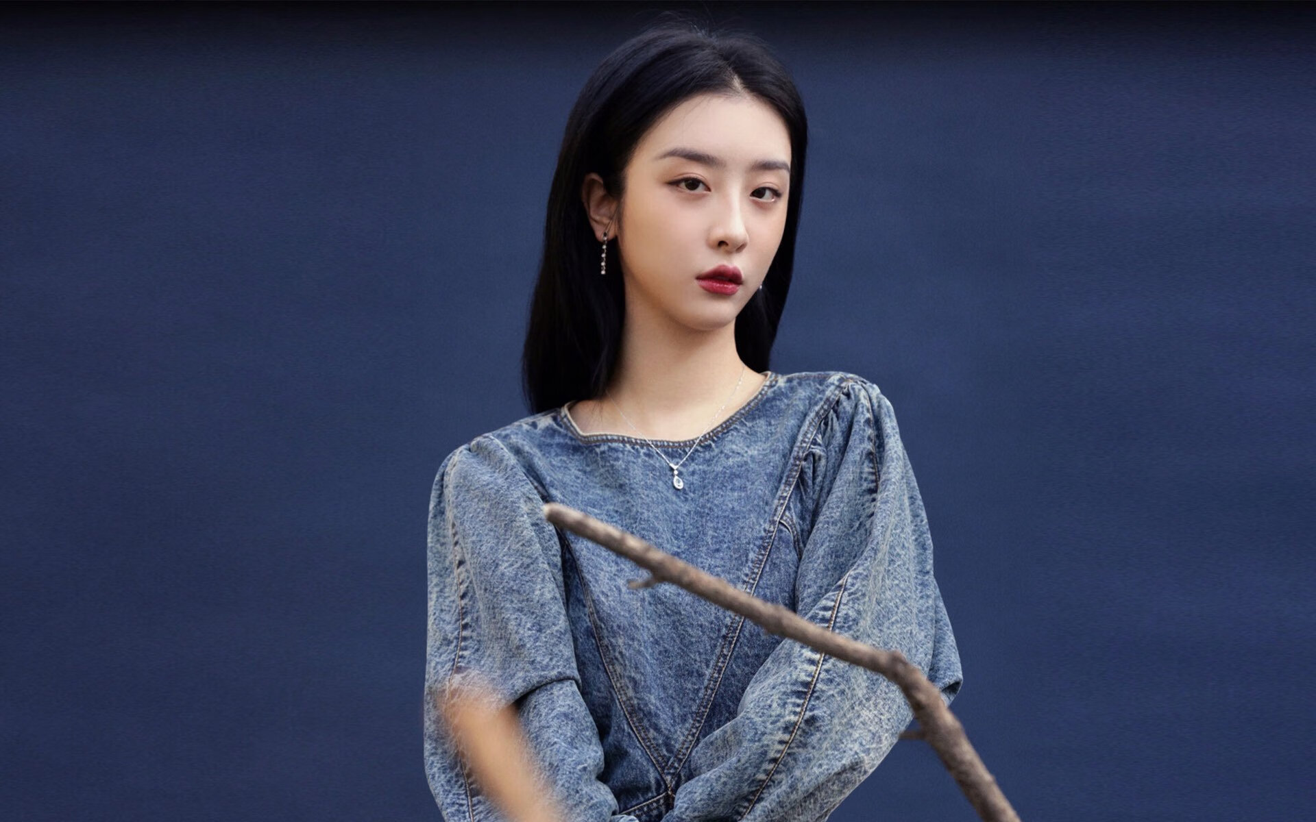 东契奇魔术秀，当后撤步三分击穿雷霆防线的每一道缝隙