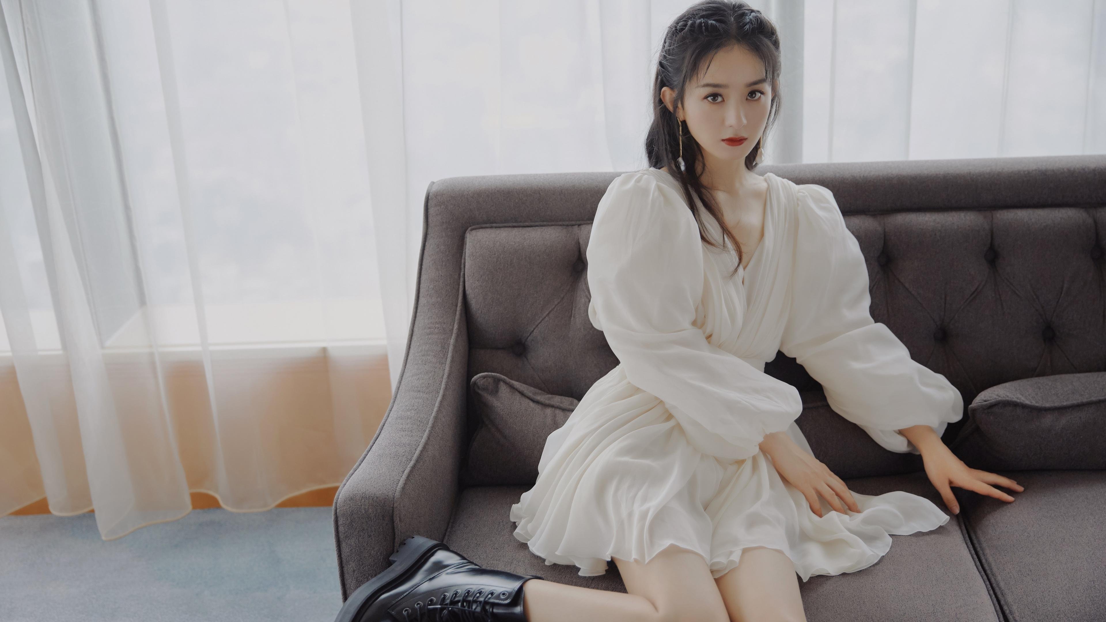 爱游戏-霍勒迪的静默风暴，年度焦点之战，他以沉默撕裂黑夜