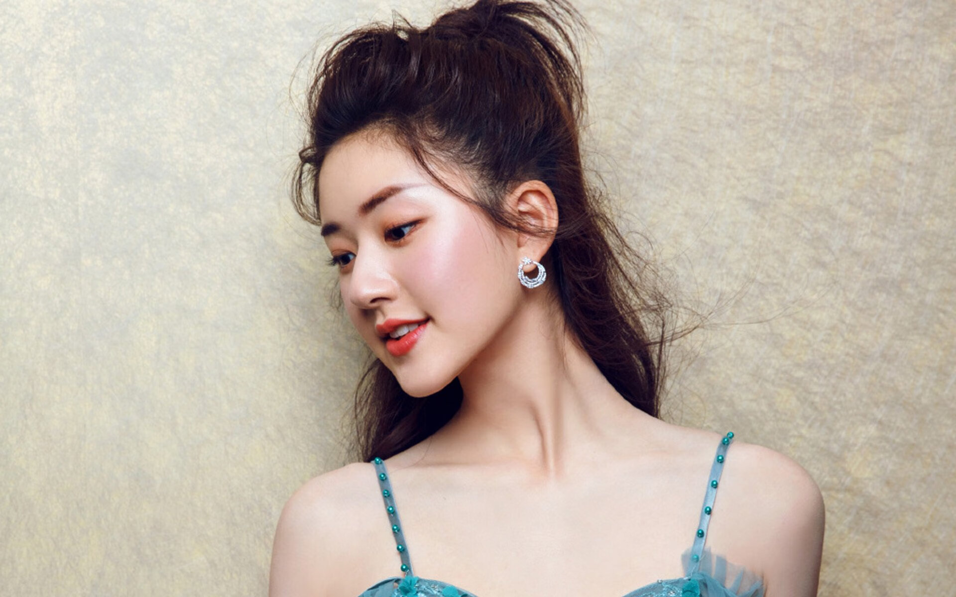 东方绿茵逆转传奇,中国力量翻盘罗马,久保建英璀璨巨星之路