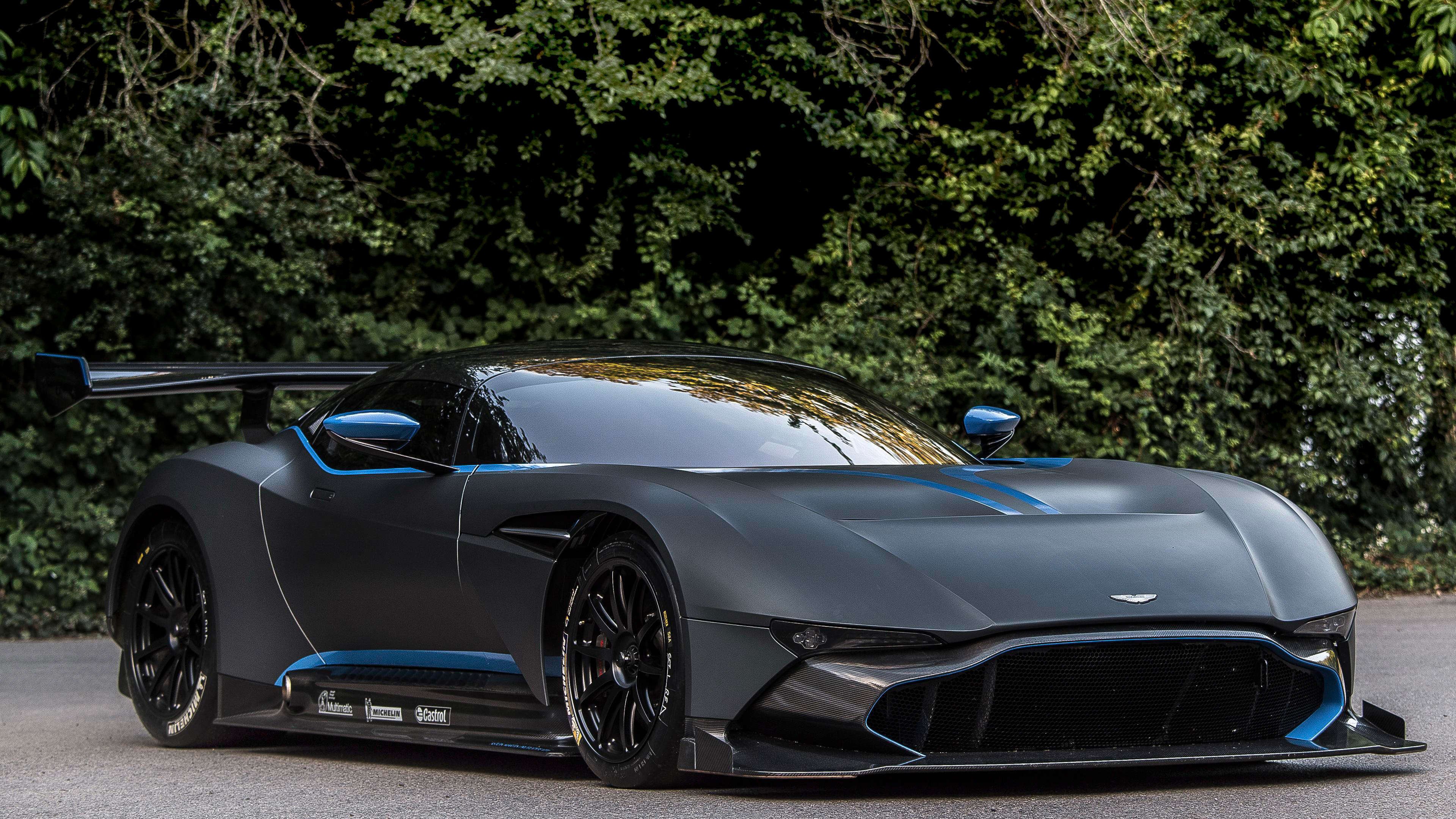 2026世界杯B组生死战,迪亚斯独舞喀麦隆,厄瓜多尔的高原之梦碎于最后一击
